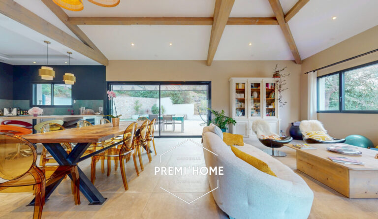 MAISON RECENTE AVEC PISCINE SAINT MARC JAUMEGARDE - Premi'home Agence immobilière Aix En Provence