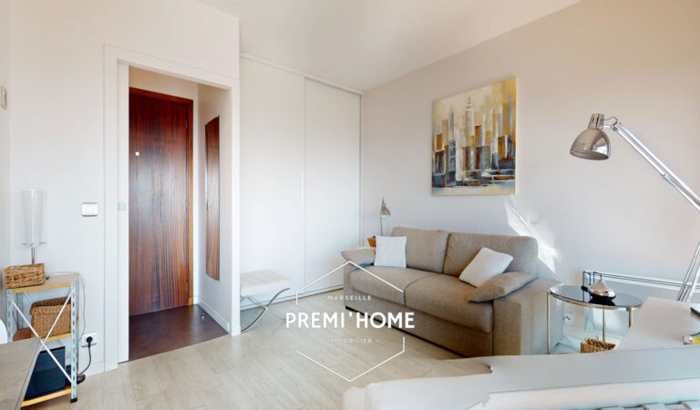 STUDIO DERNIER ETAGE QUARTIER AXIUM - Premi'home Agence immobilière Aix En Provence