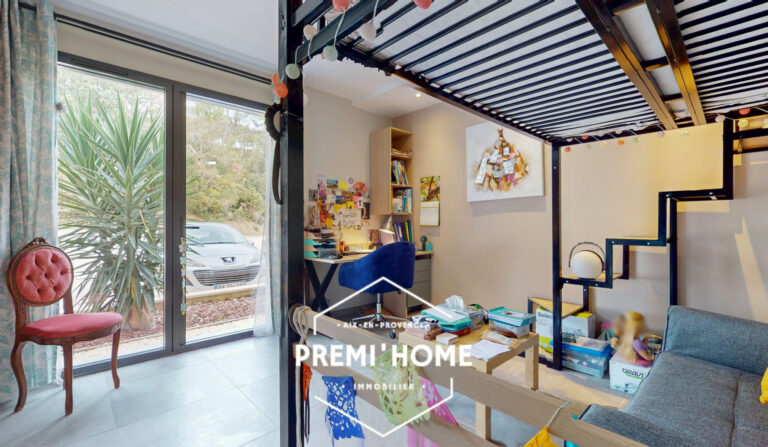 MAISON RECENTE AVEC PISCINE SAINT MARC JAUMEGARDE - Premi'home Agence immobilière Aix En Provence