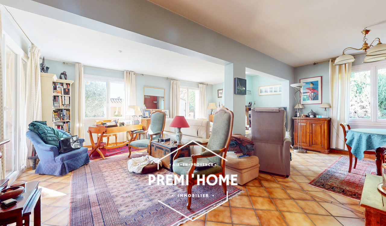 MAISON T4 AVEC PISCINE SAINT REMY DE PROVENCE - Premi'home Agence immobilière Aix En Provence