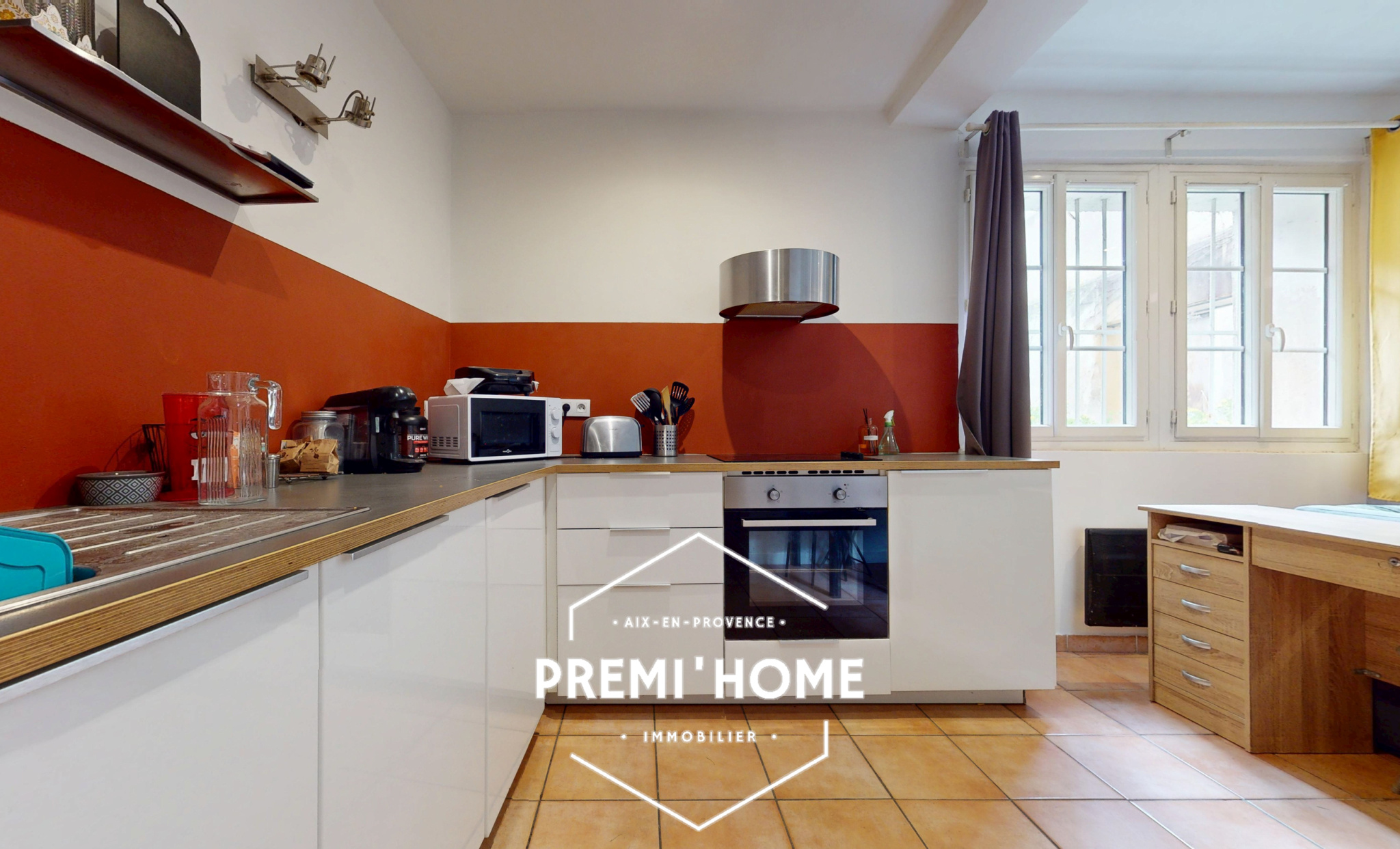 A VENDRE T2 CENTRE VILLE HISTORIQUE - Premi'home Agence immobilière Aix En Provence