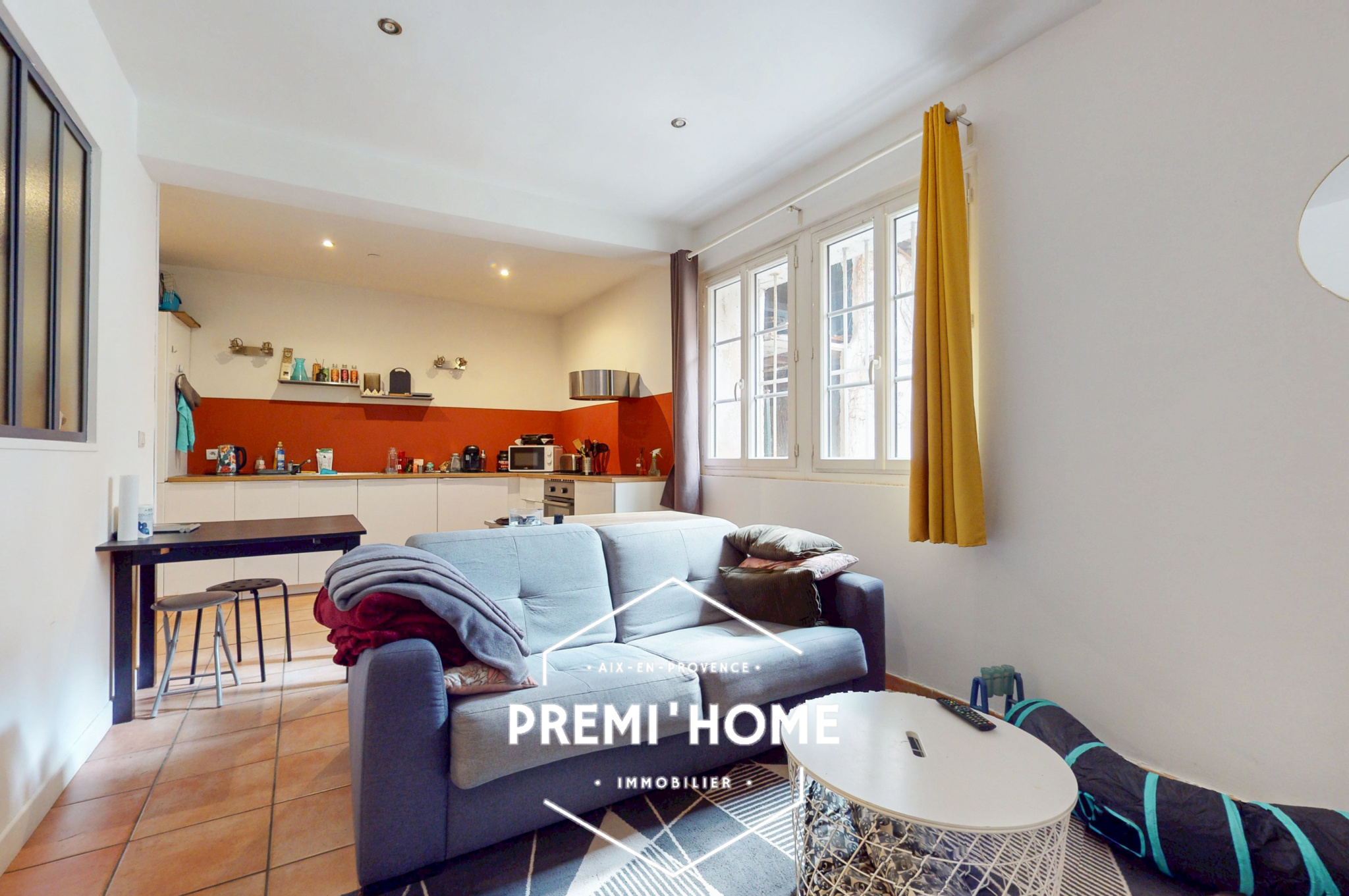 A VENDRE T2 CENTRE VILLE HISTORIQUE - Premi'home Agence immobilière Aix En Provence