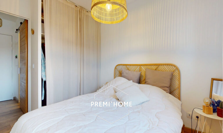 A VENDRE T2 DERNIER ETAGE AIX SUD - Premi'home Agence immobilière Aix En Provence