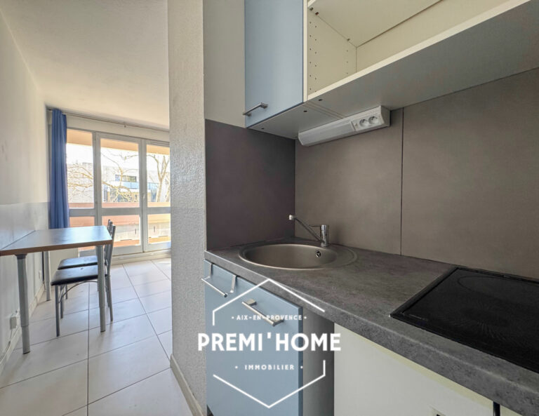 A VENDRE STUDIO MEUBLE LA PARADE AIX SUD - Premi'home Agence immobilière Aix En Provence