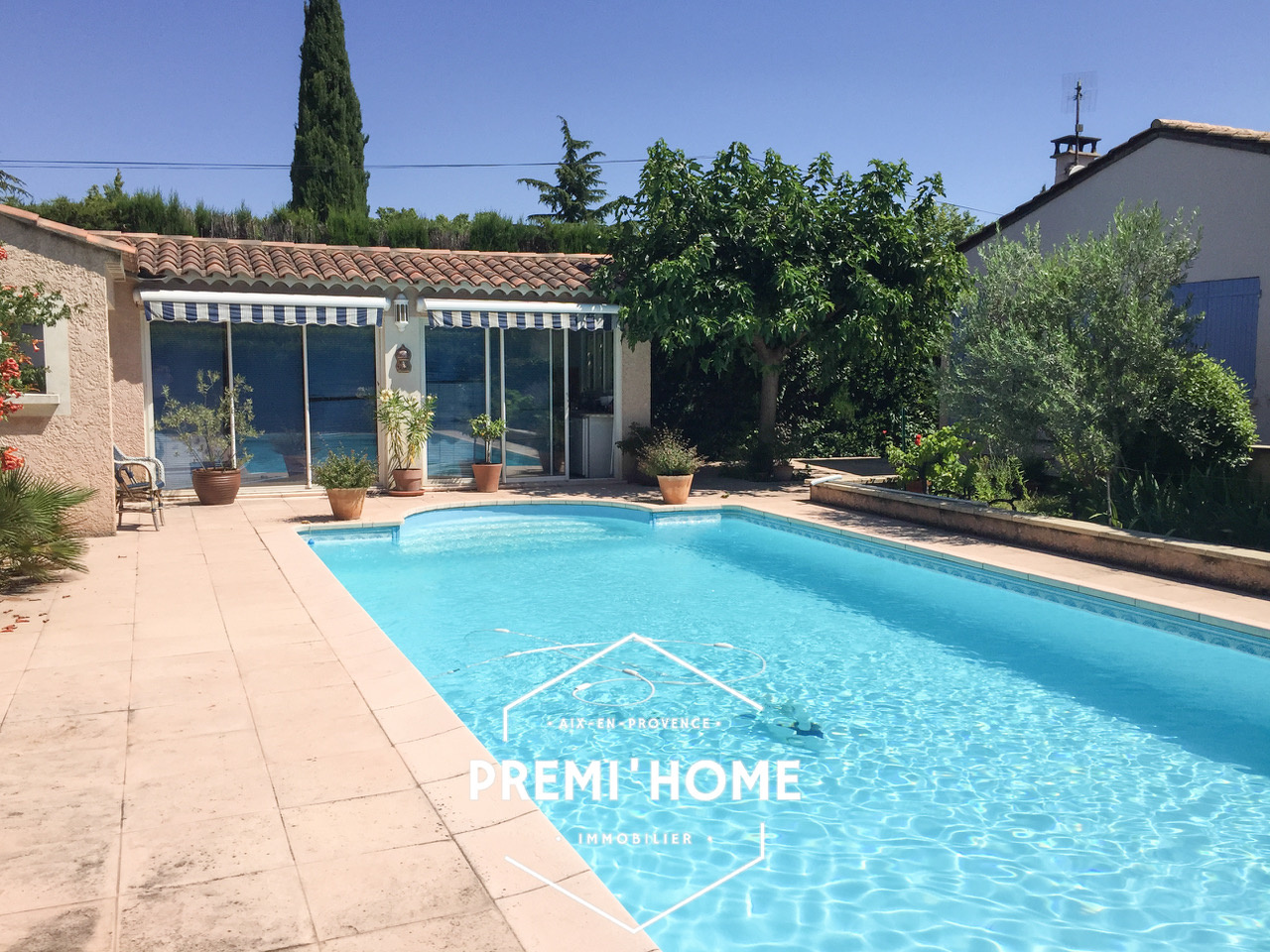 MAISON T4 AVEC PISCINE SAINT REMY DE PROVENCE - Premi'home Agence immobilière Aix En Provence