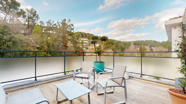 MAISON RECENTE AVEC PISCINE SAINT MARC JAUMEGARDE - Premi'home Agence immobilière Aix En Provence