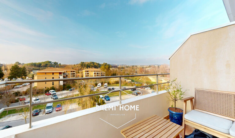 A VENDRE T2 DERNIER ETAGE AIX SUD - Premi'home Agence immobilière Aix En Provence