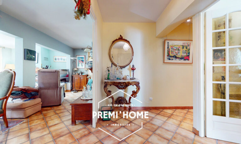 MAISON T4 AVEC PISCINE SAINT REMY DE PROVENCE - Premi'home Agence immobilière Aix En Provence