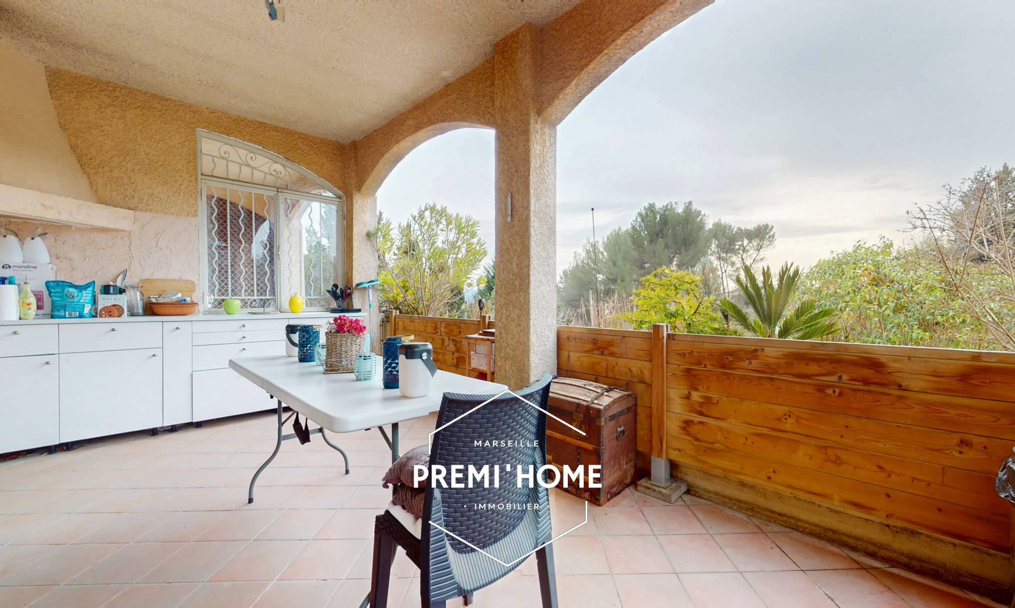 A VENDRE T3 AIX NORD GRANDE TERRASSE ET GARAGE - Premi'home Agence immobilière Aix En Provence