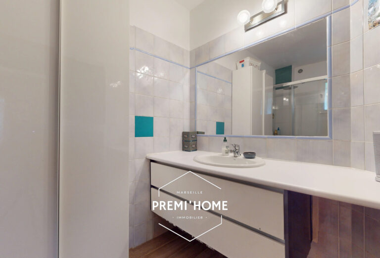 A VENDRE T3 AIX NORD GRANDE TERRASSE ET GARAGE - Premi'home Agence immobilière Aix En Provence