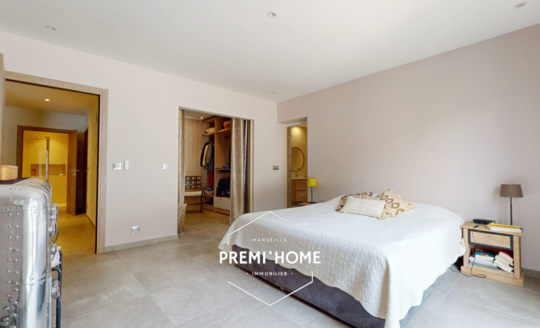 MAISON RECENTE AVEC PISCINE SAINT MARC JAUMEGARDE - Premi'home Agence immobilière Aix En Provence