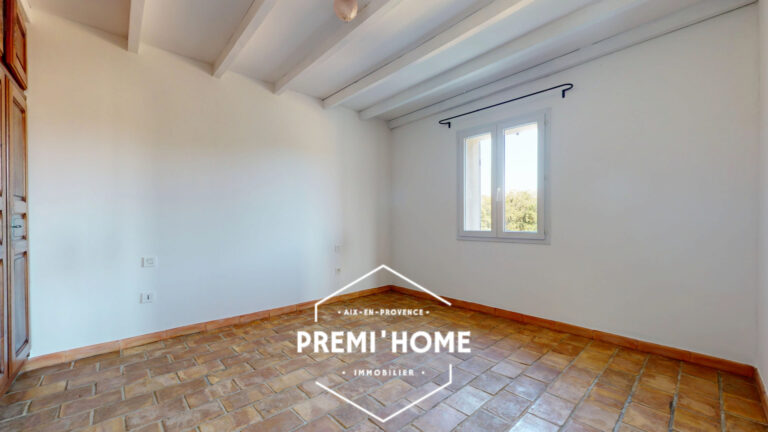 MAISON T5 + APPARTEMENT T2 AVEC PISCINE AUREILLE ALPILLES - Premi'home Agence immobilière Aix En Provence