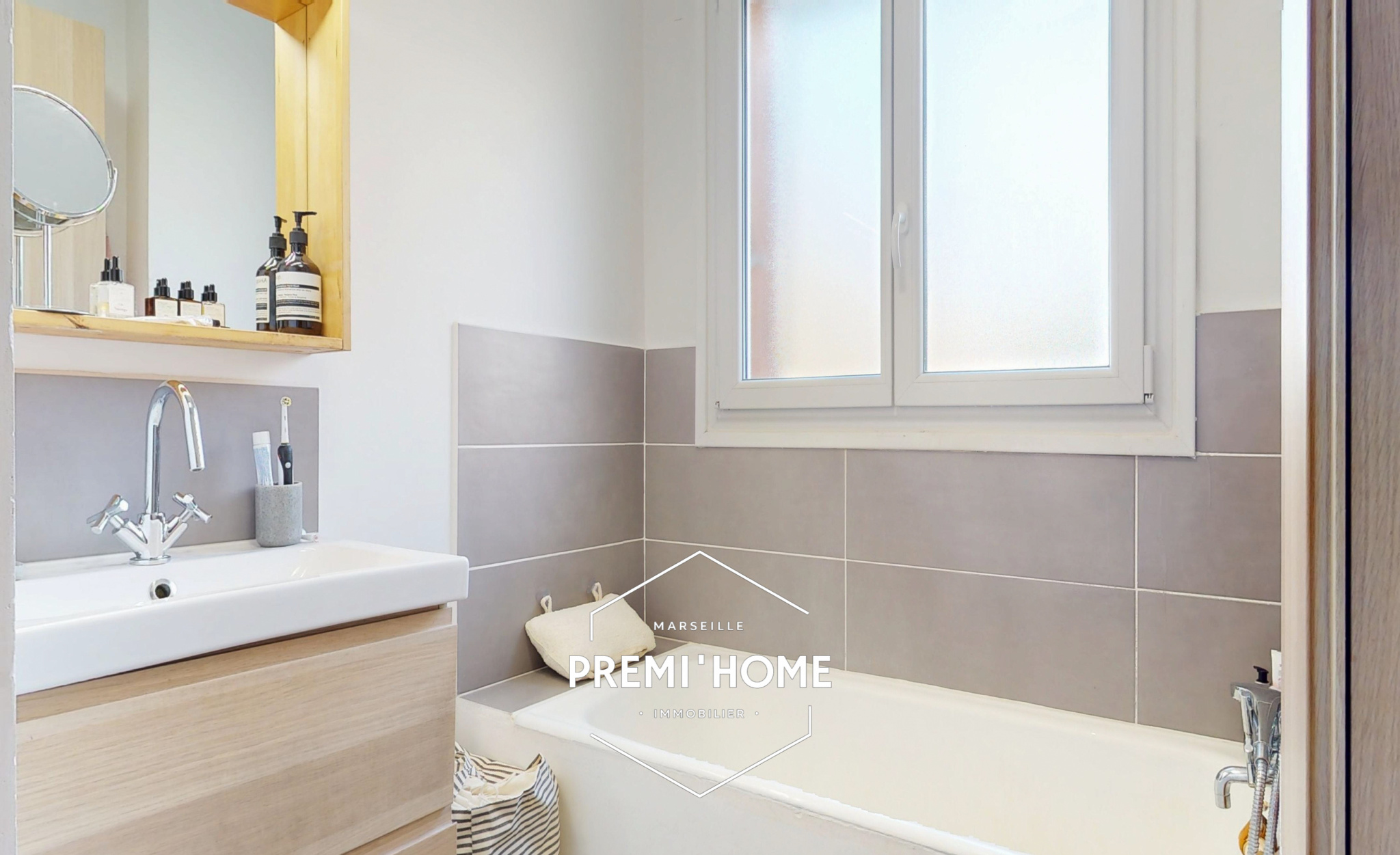 T3 RENOVE LYCEE CEZANNE AIX EN PROVENCE EST - Premi'home Agence immobilière Aix En Provence