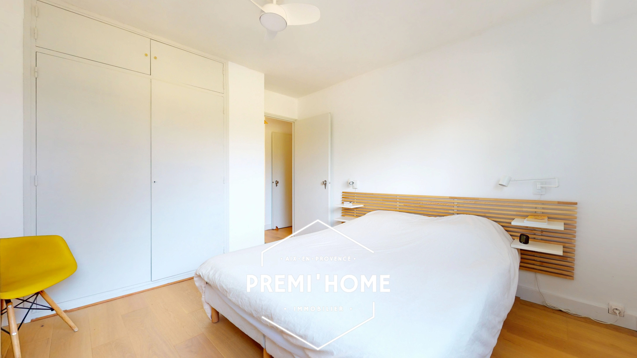 A VENDRE T2/3 RENOVE TOUR D&rsquo;AYGUOSI AIX EN PROVENCE - Premi'home Agence immobilière Aix En Provence