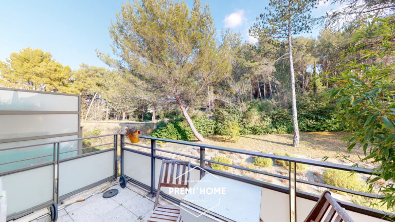  * T2 RECENT TERRASSE * COEUR LUYNES ¨ - Premi'home Agence immobilière Aix En Provence