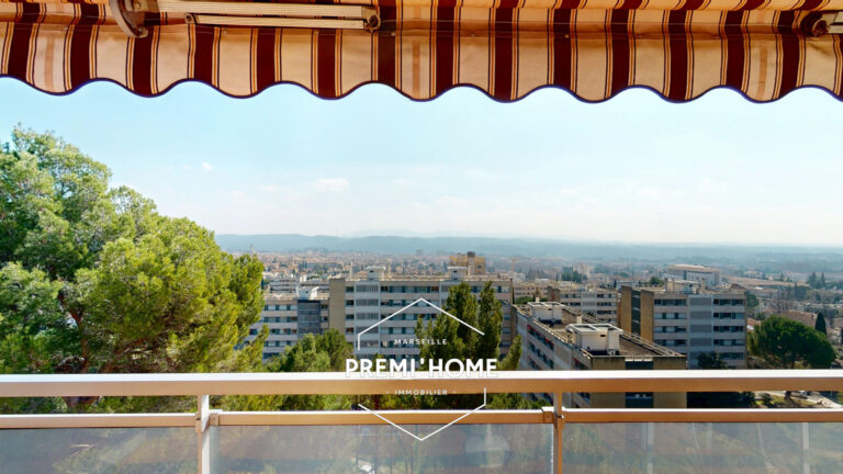 STUDIO DERNIER ETAGE QUARTIER AXIUM - Premi'home Agence immobilière Aix En Provence
