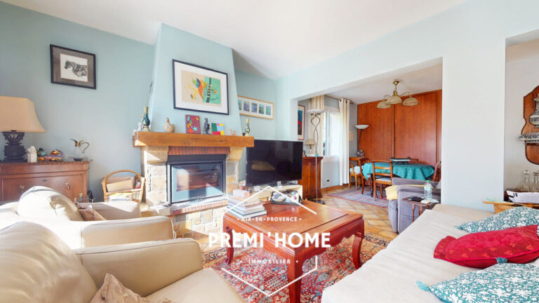 MAISON T4 AVEC PISCINE SAINT REMY DE PROVENCE - Premi'home Agence immobilière Aix En Provence