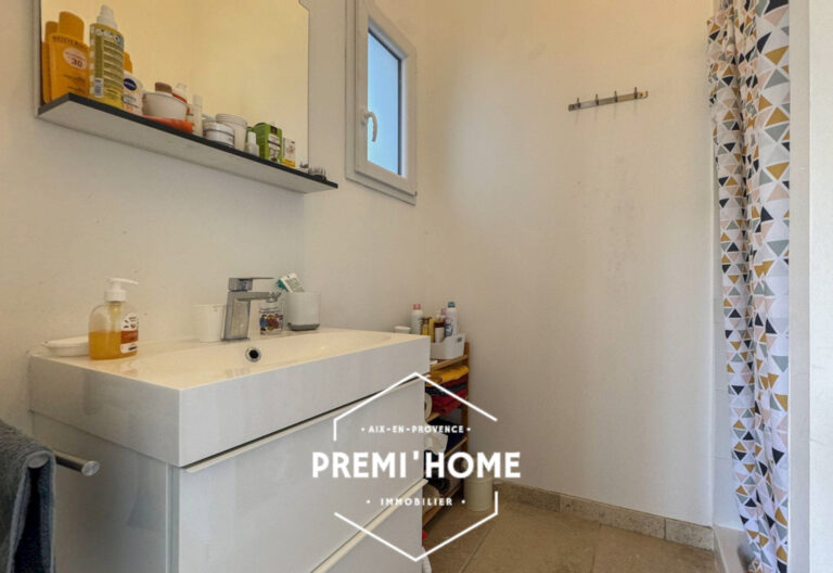 MAISON RECENTE 4 CHAMBRES LUYNES - Premi'home Agence immobilière Aix En Provence