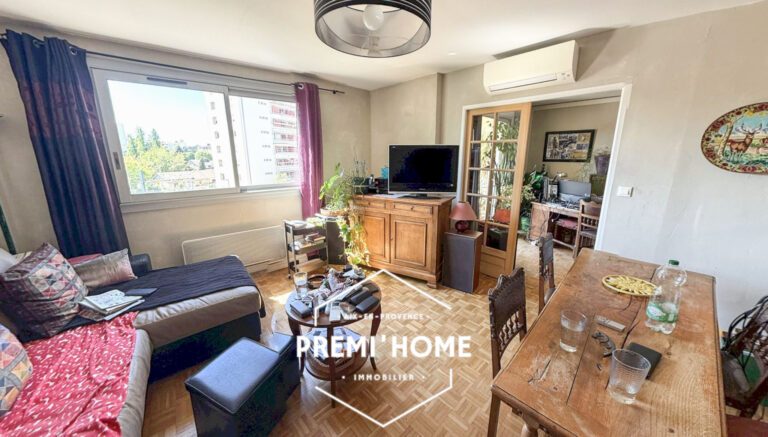 A VENDRE T3 + GARAGE A VILLEURBANNE - Premi'home Agence immobilière Aix En Provence