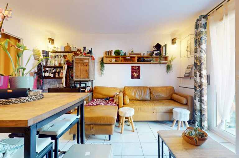 T2 AVEC JARDIN LUYNES A VENDRE - Premi'home Agence immobilière Aix En Provence