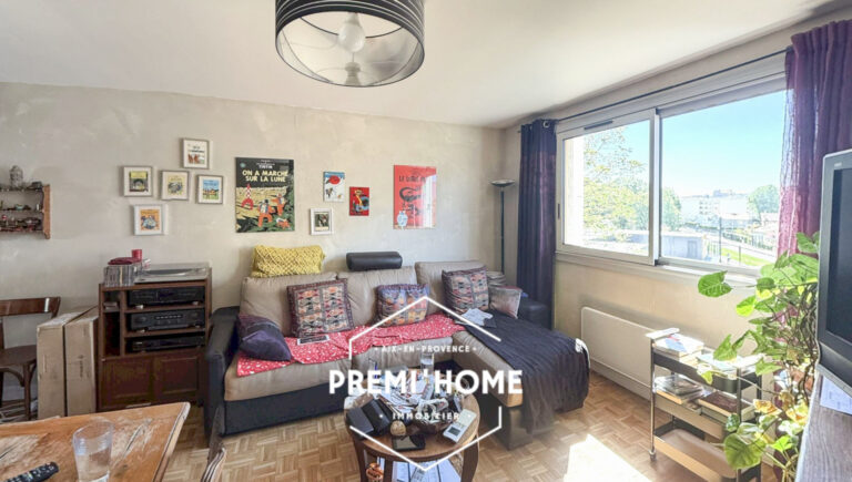 A VENDRE T3 + GARAGE A VILLEURBANNE - Premi'home Agence immobilière Aix En Provence