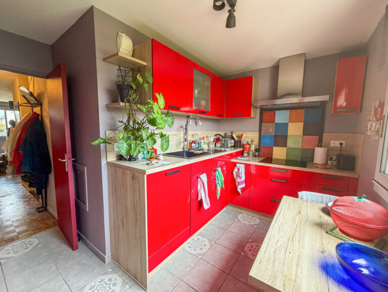 A VENDRE T3 + GARAGE A VILLEURBANNE - Premi'home Agence immobilière Aix En Provence