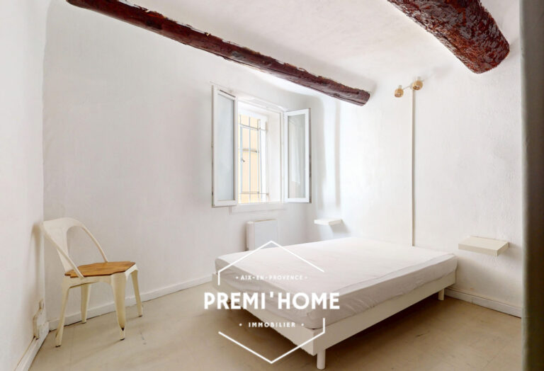 T2 CENTRE VILLE HISTORIQUE AIX A VENDRE - Premi'home Agence immobilière Aix En Provence