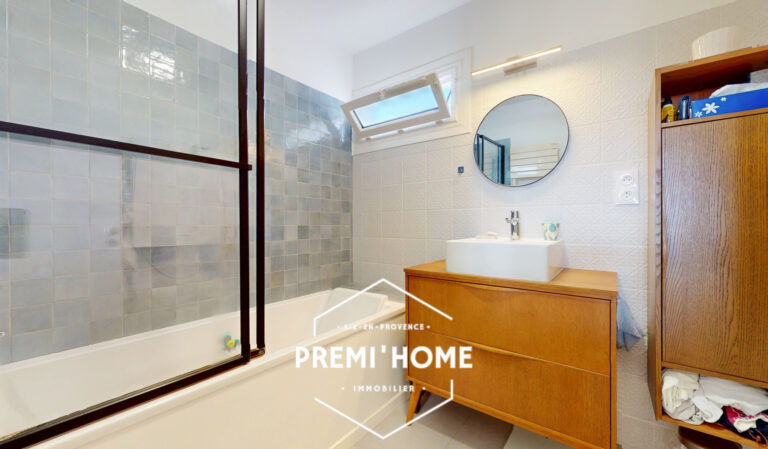 A VENDRE T3/4 RENOVE DERNIER ETAGE PIGONNET AIX EN PROVENCE - Premi'home Agence immobilière Aix En Provence