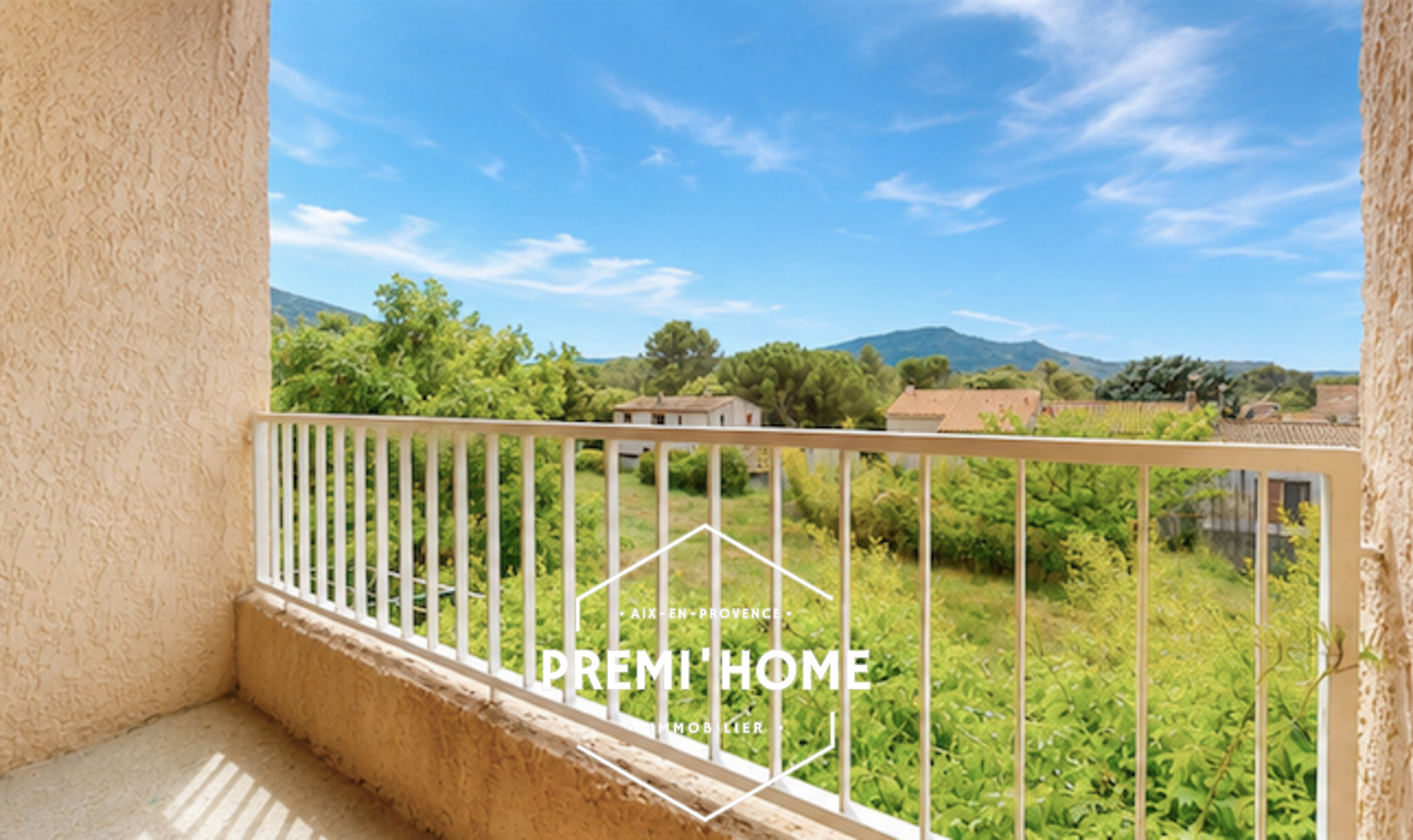 A VENDRE MAISON 4 CHAMBRES ET GARAGE JOUQUES - Premi'home Agence immobilière Aix En Provence