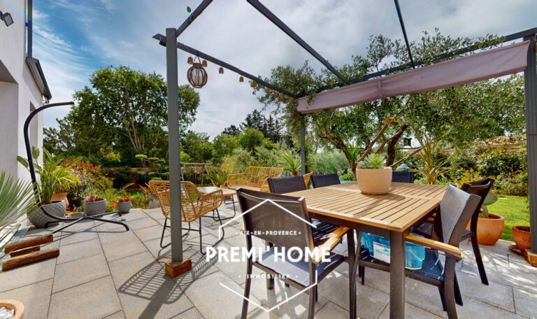 A VENDRE MAISON RÉCENTE 3 CHAMBRES PISCINE A COTIGNAC - Premi'home Agence immobilière Aix En Provence