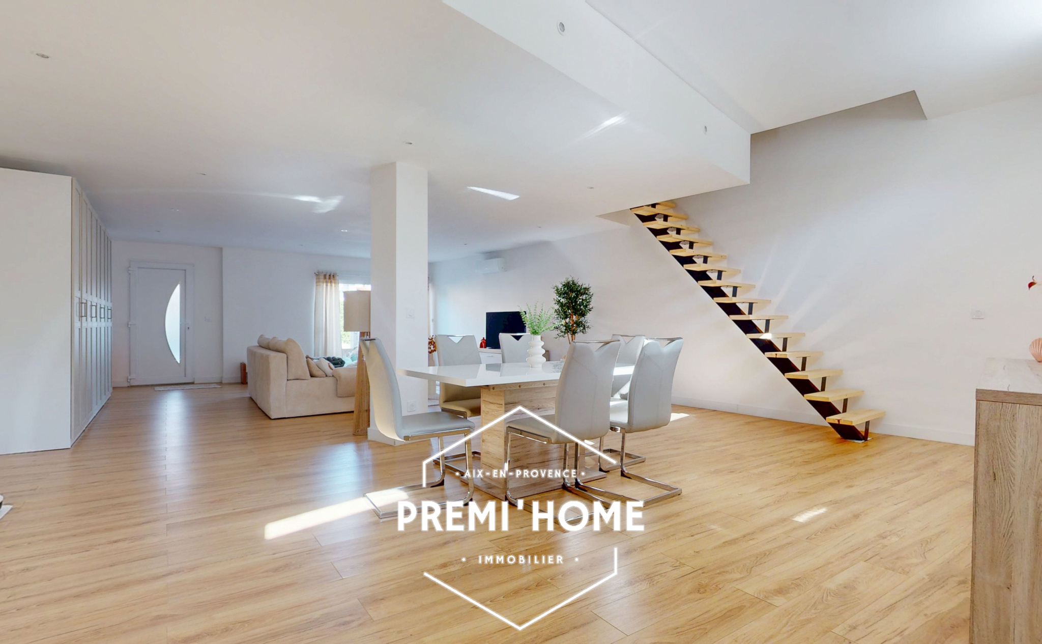 A VENDRE MAISON RECENTE CHATEAURENARD - Premi'home Agence immobilière Aix En Provence