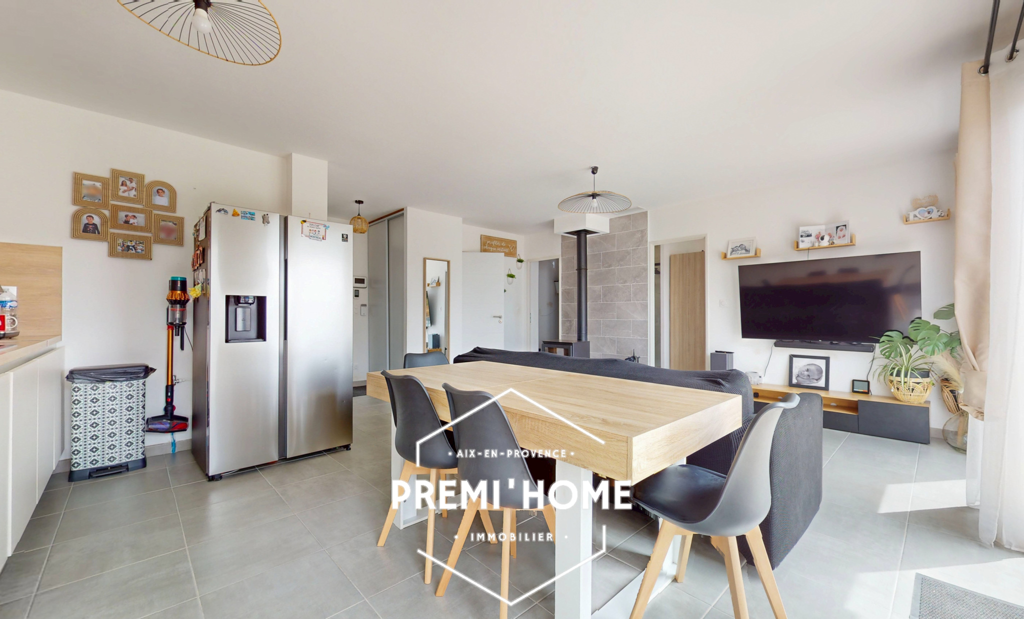 A VENDRE MAISON RÉCENTE 3 CHAMBRES PISCINE A COTIGNAC - Premi'home Agence immobilière Aix En Provence