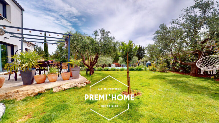 A VENDRE MAISON RÉCENTE 3 CHAMBRES PISCINE A COTIGNAC - Premi'home Agence immobilière Aix En Provence
