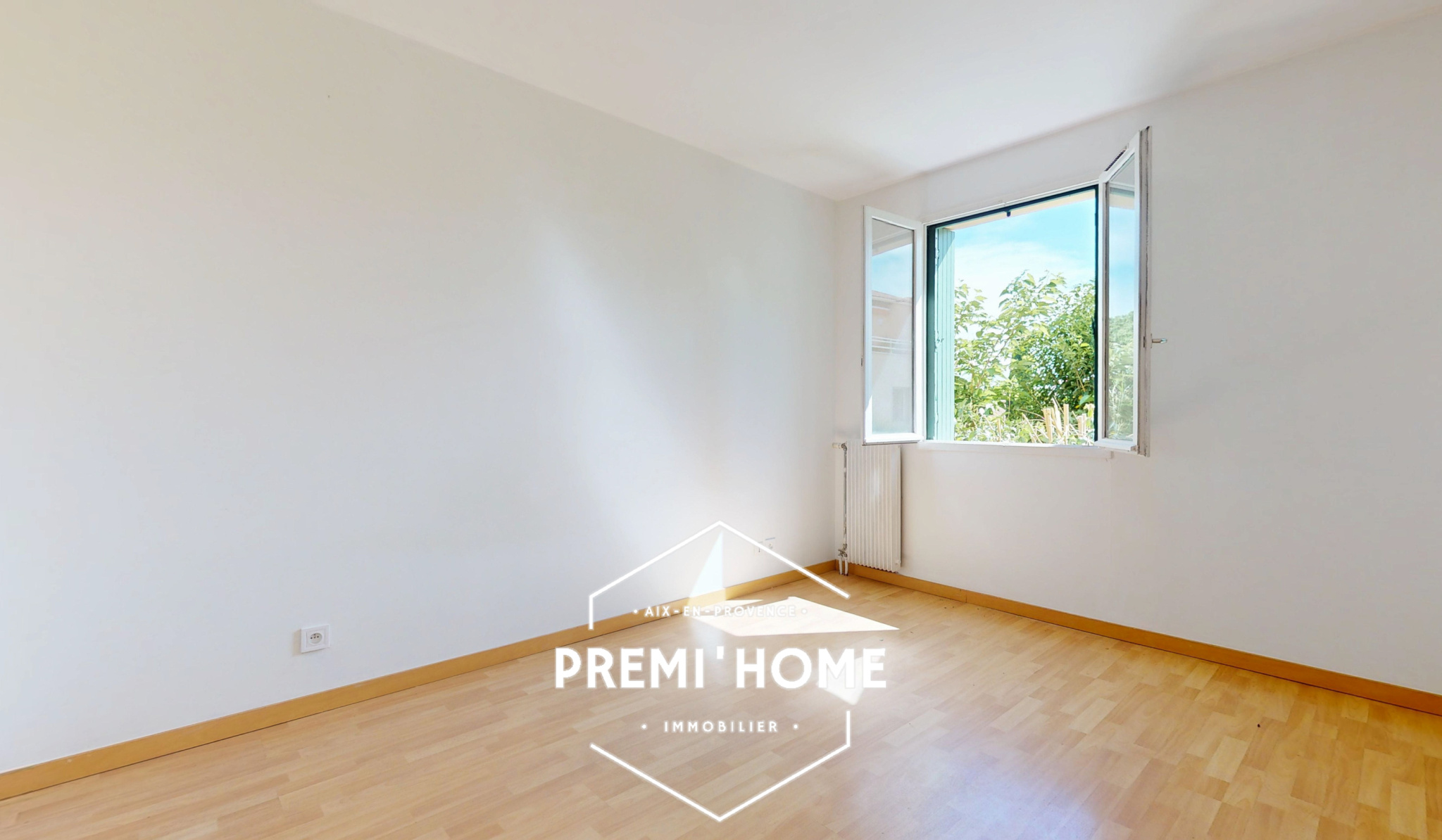 A VENDRE T3 EN DUPLEX AVEC JARDIN AIX OUEST - Premi'home Agence immobilière Aix En Provence
