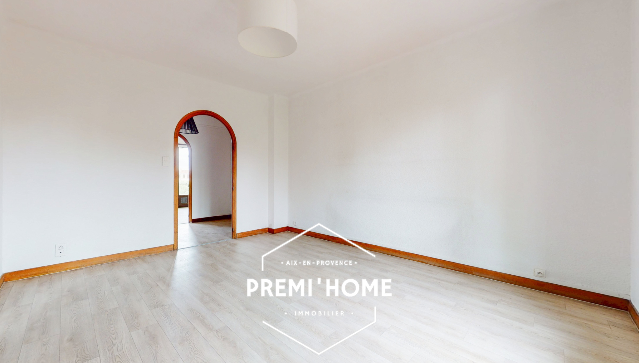 A VEDRE T3 ASCENSEUR ROI RENE AIX EN PROVENCE - Premi'home Agence immobilière Aix En Provence