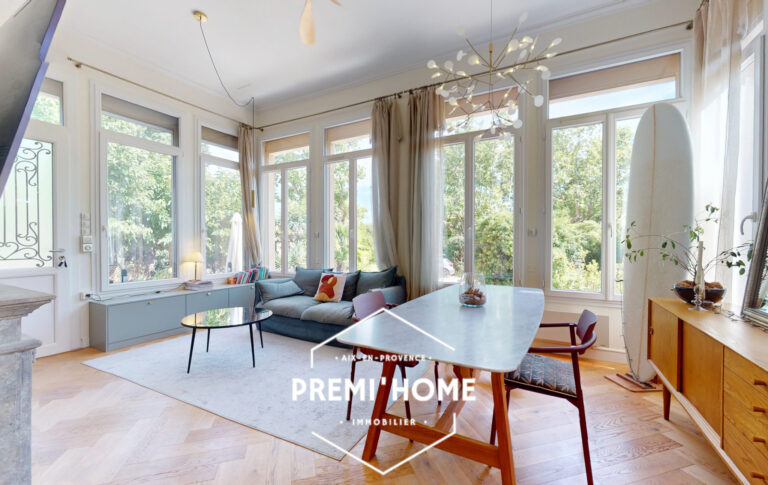 T3 RENOVE AVEC JARDIN ET PISCINE BASTIDE REMARQUABLE A LA CI - Premi'home Agence immobilière Aix En Provence