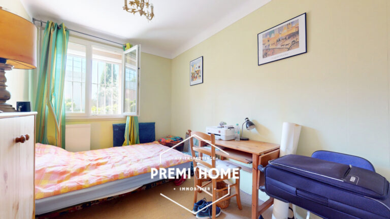 A VENDRE T5 110M2 QUARTIER FACULTES AIX EN PROVENCE - Premi'home Agence immobilière Aix En Provence