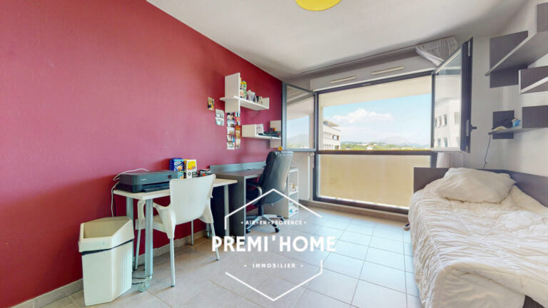 A VENDRE STUDIO LMNP AIX LA NATIVITE - Premi'home Agence immobilière Aix En Provence