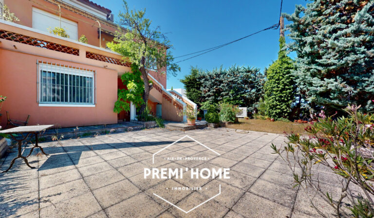 A VENDRE T5 110M2 QUARTIER FACULTES AIX EN PROVENCE - Premi'home Agence immobilière Aix En Provence