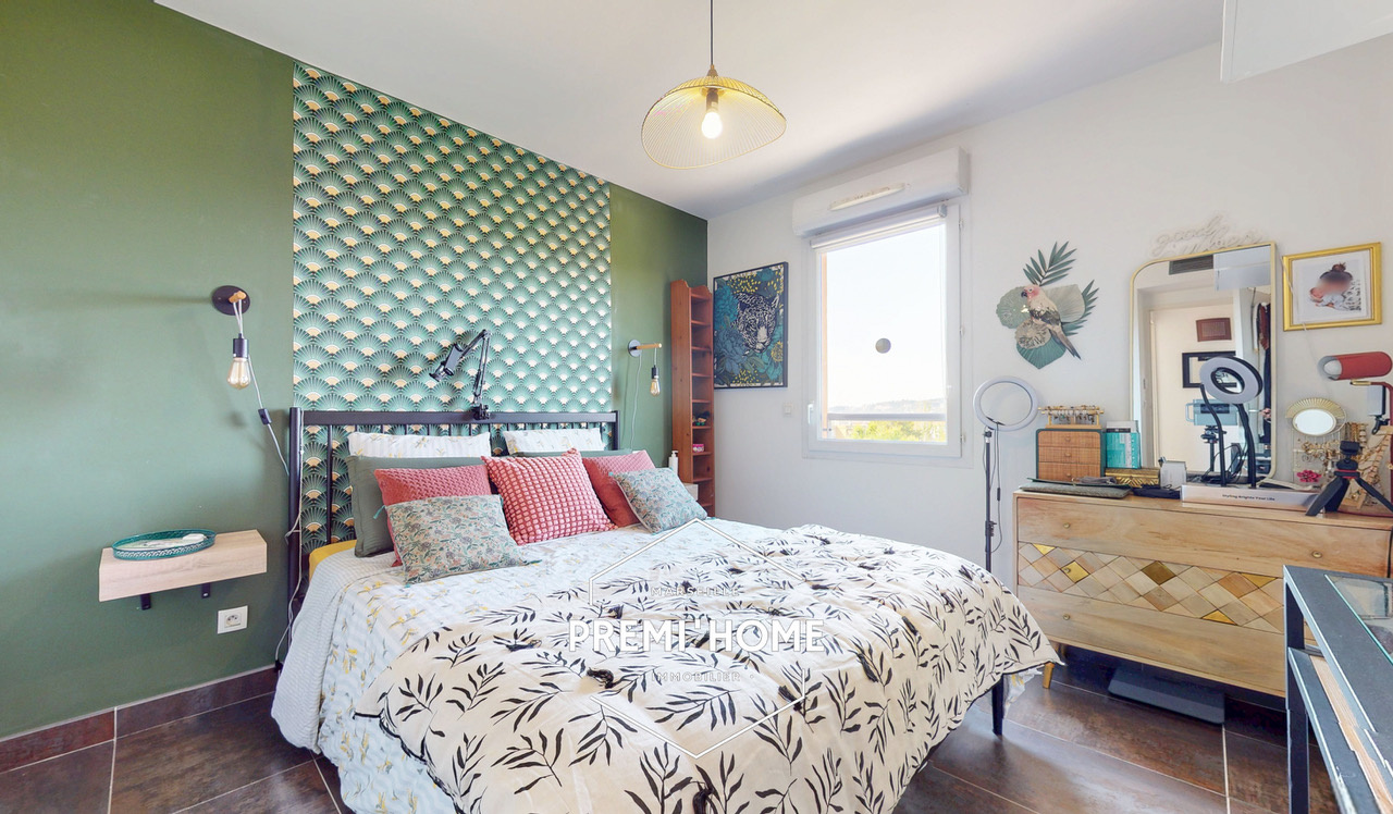 A VENDRE T3 EN DERNIER ETAGE VIEILLE CHAPELLE MARSEILLE - Premi'home Agence immobilière Aix En Provence