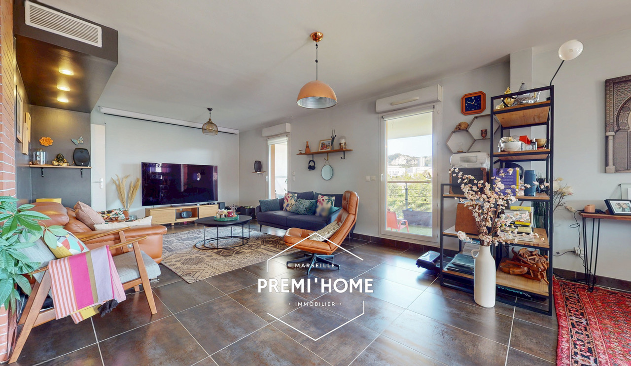 A VENDRE T3 EN DERNIER ETAGE VIEILLE CHAPELLE MARSEILLE - Premi'home Agence immobilière Aix En Provence