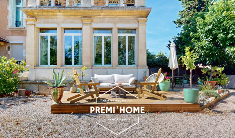 T3 RENOVE AVEC JARDIN ET PISCINE BASTIDE REMARQUABLE A LA CI - Premi'home Agence immobilière Aix En Provence