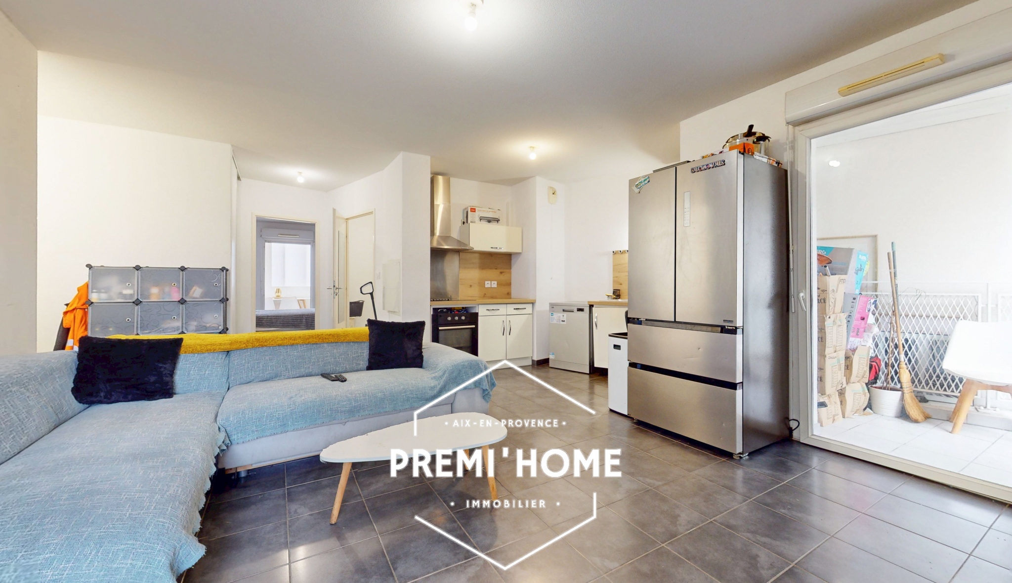 A VENDRE T2 AVEC TERRASSE 13003 MARSEILLE - Premi'home Agence immobilière Aix En Provence