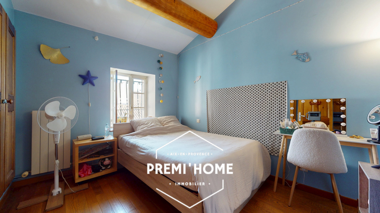 MAISON T7 ENV. 215 M2 AVEC TERRASSE ET COUR PRIVATIVE SAINT - Premi'home Agence immobilière Aix En Provence