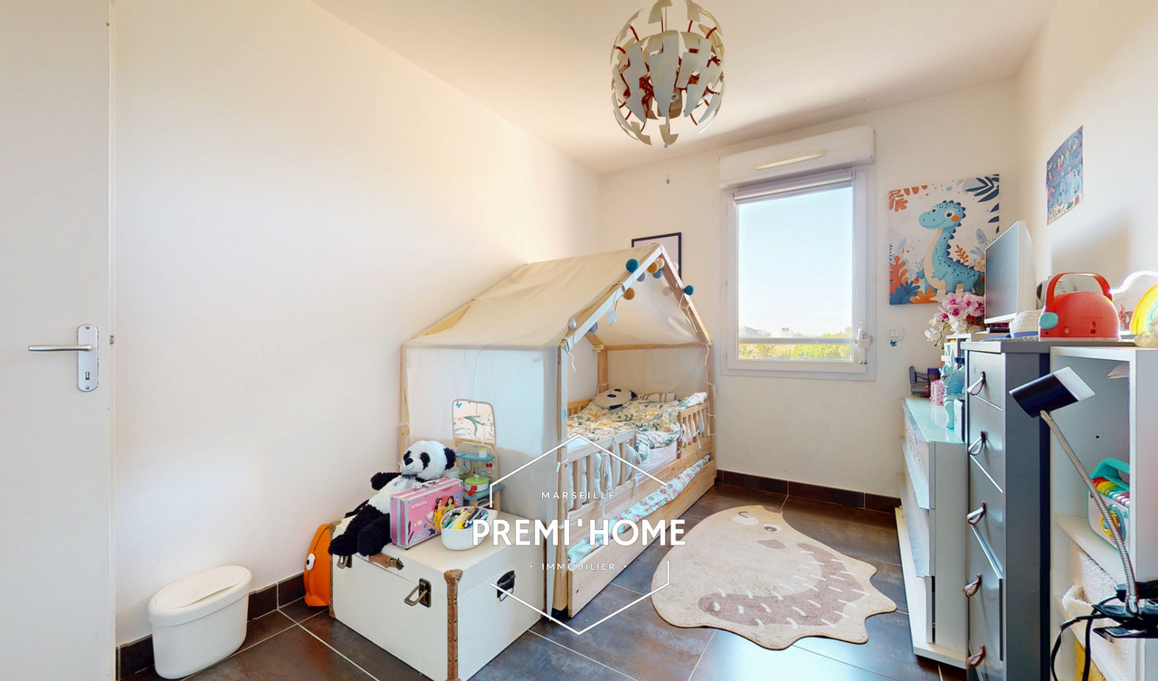 A VENDRE T3 EN DERNIER ETAGE VIEILLE CHAPELLE MARSEILLE - Premi'home Agence immobilière Aix En Provence