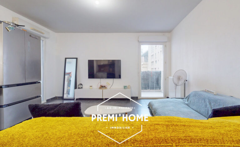 A VENDRE T2 AVEC TERRASSE 13003 MARSEILLE - Premi'home Agence immobilière Aix En Provence