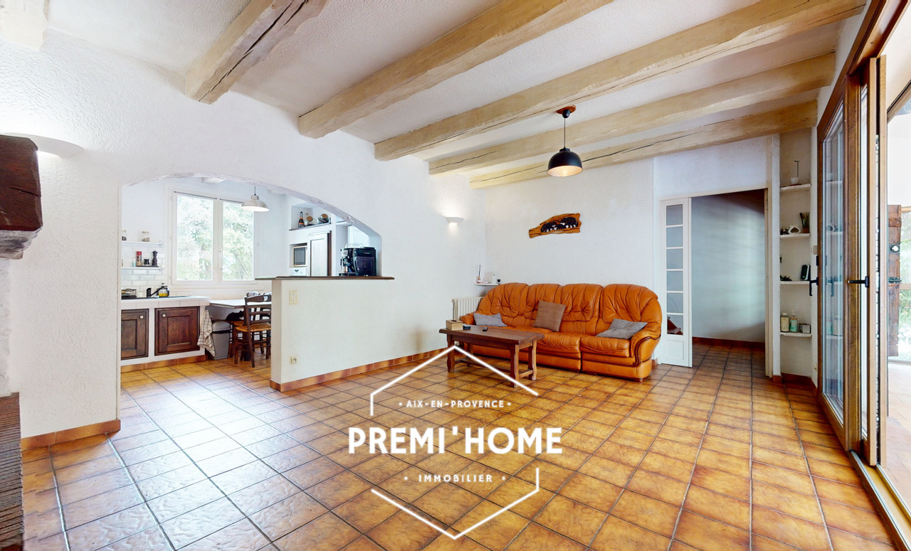 Rians, charmante villa avec beaucoup de potentiel au coeur de - Premi'home Agence immobilière Aix En Provence
