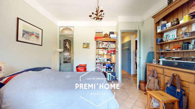 A VENDRE T5 110M2 QUARTIER FACULTES AIX EN PROVENCE - Premi'home Agence immobilière Aix En Provence