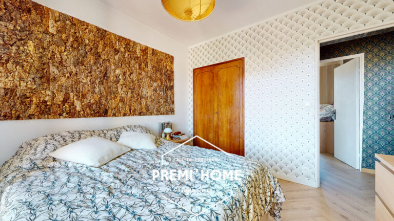 T3/4 A VENDRE DERNIER ETAGE AIX EN PROVENCE QUARTIER EST - Premi'home Agence immobilière Aix En Provence