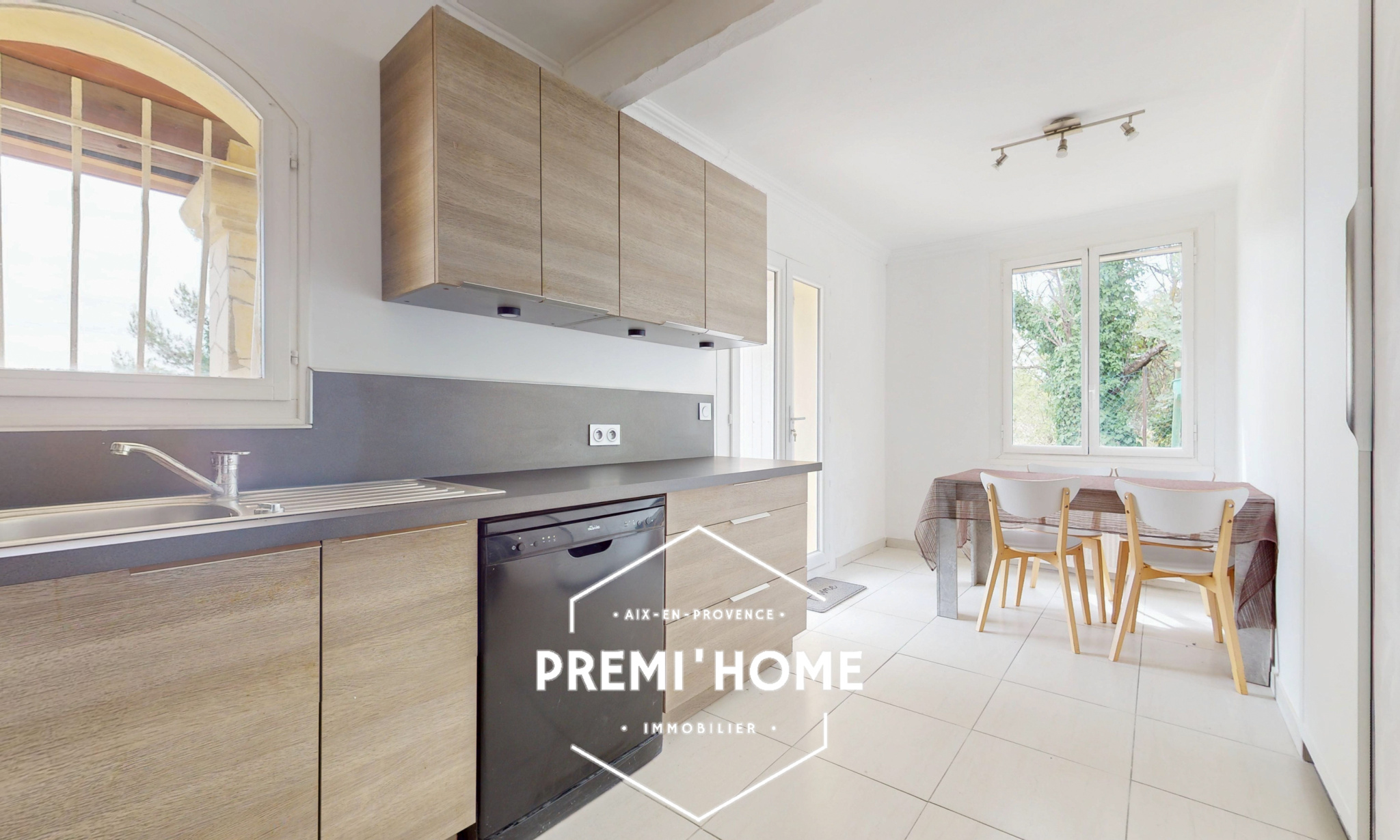 MAISON A VENDRE A LUYNES 3 CHAMBRES AVEC GARAGE - Premi'home Agence immobilière Aix En Provence